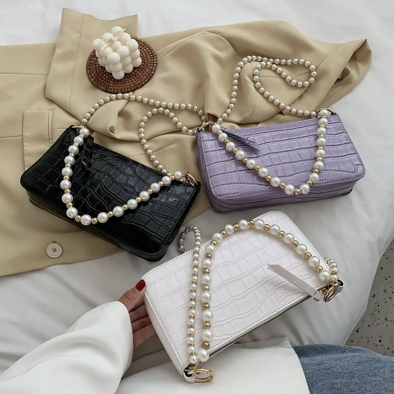 Женские сумки через плечо из искусственной кожи с каменным узором и жемчугом