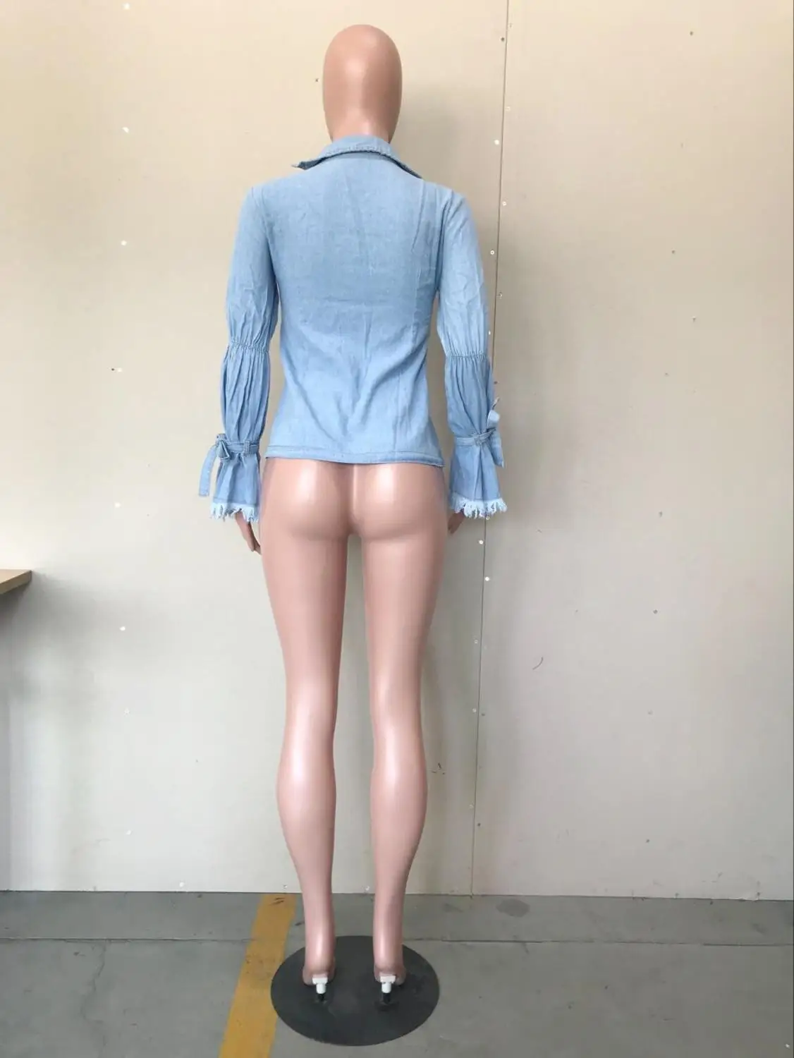 

2020 new casual solid color casual denim coat fashion loose V-Neck long sleeve women's Shirt Top