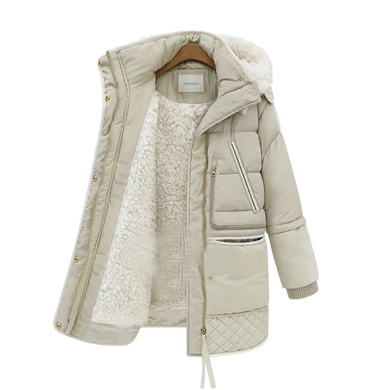 Женский пуховик на холодную зиму длинная куртка с капюшоном отложной воротник