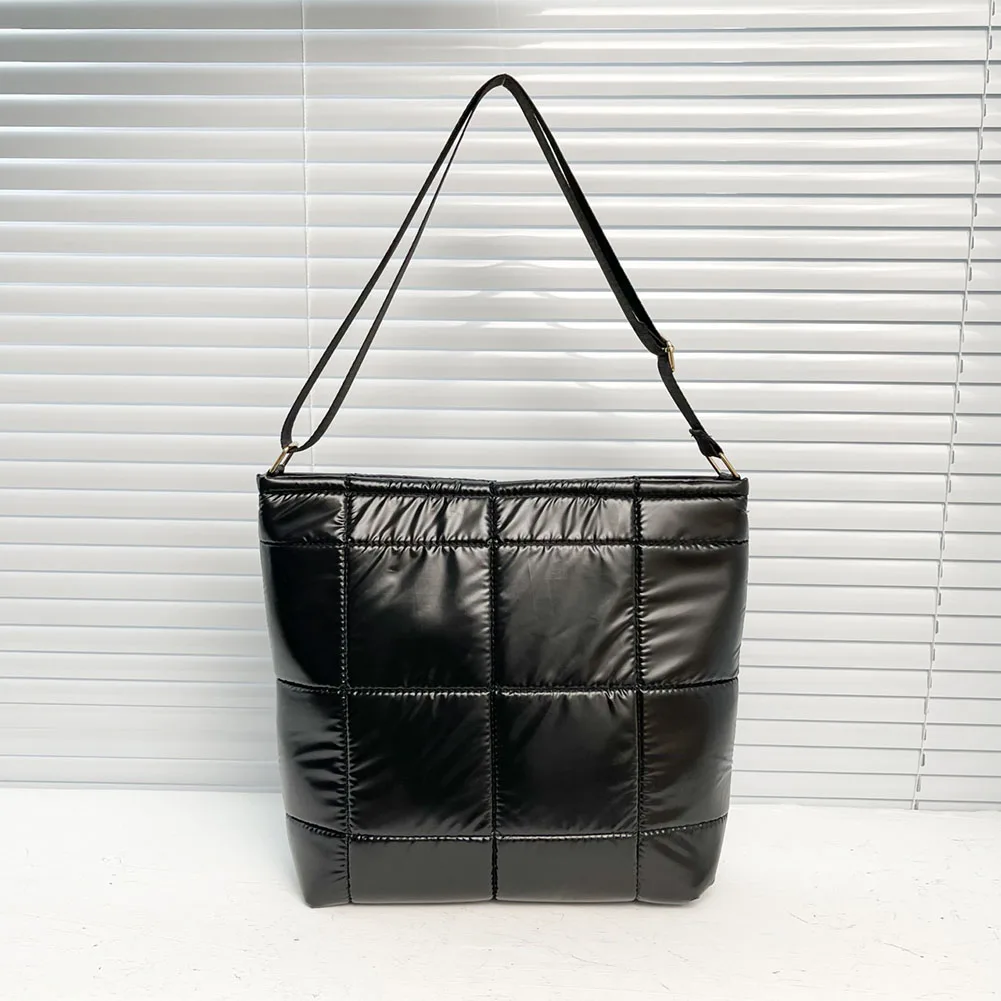 

Lady Nylon Padded Quilted Handbag Checkerboard Large Capacity Shoulder Bag New Popular Simple ladies messenger bag Vintage bag