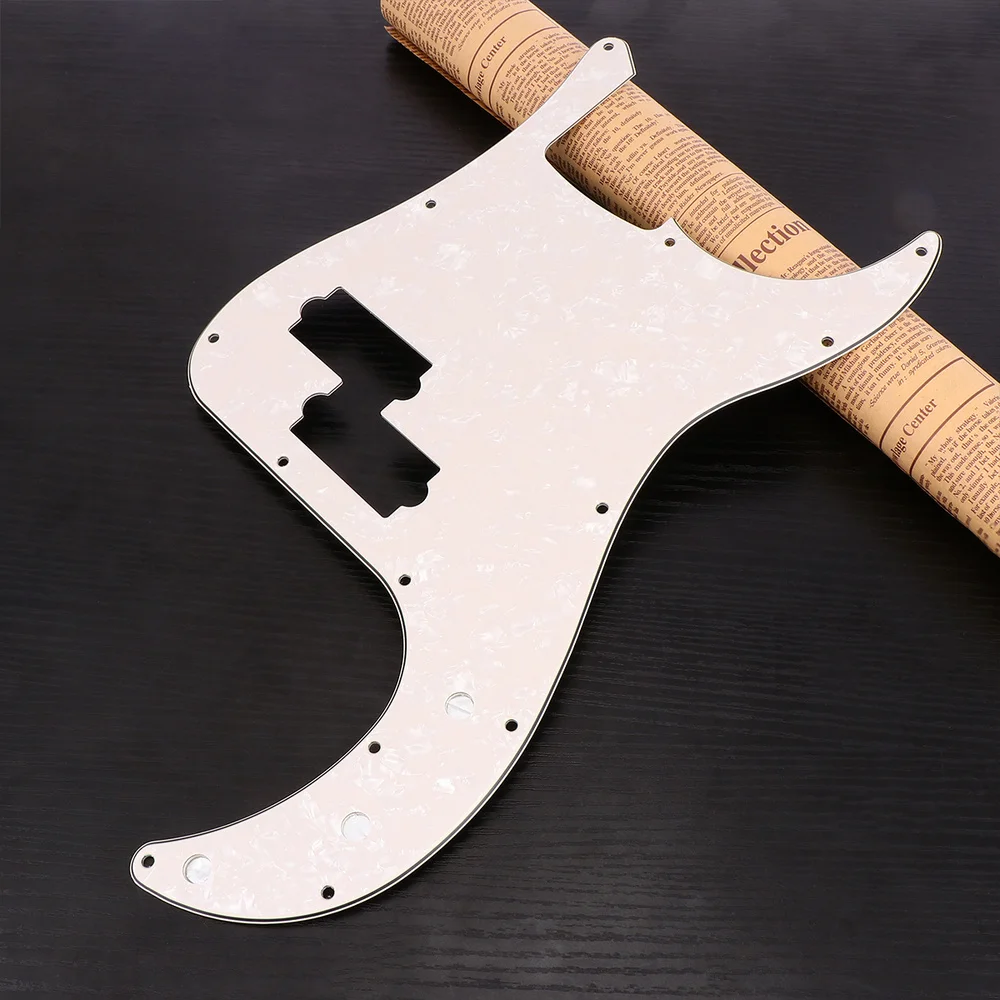 

Standard Bass Pickguard Scratch Plate 13 Holes Pickguard Bass Parts Replacment (Black)