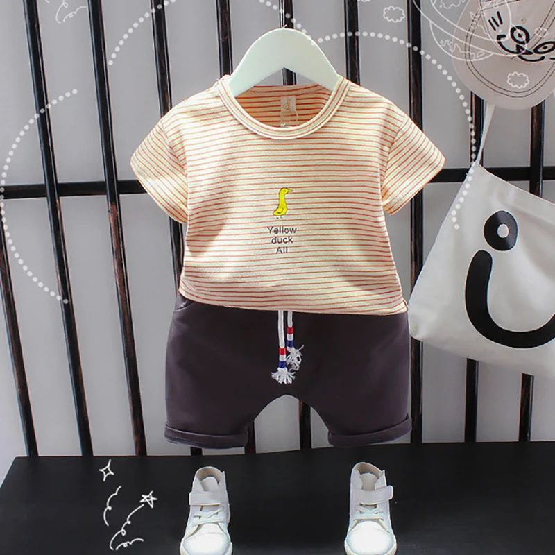 Детский костюм в полоску с мультяшным принтом детская одежда для маленьких