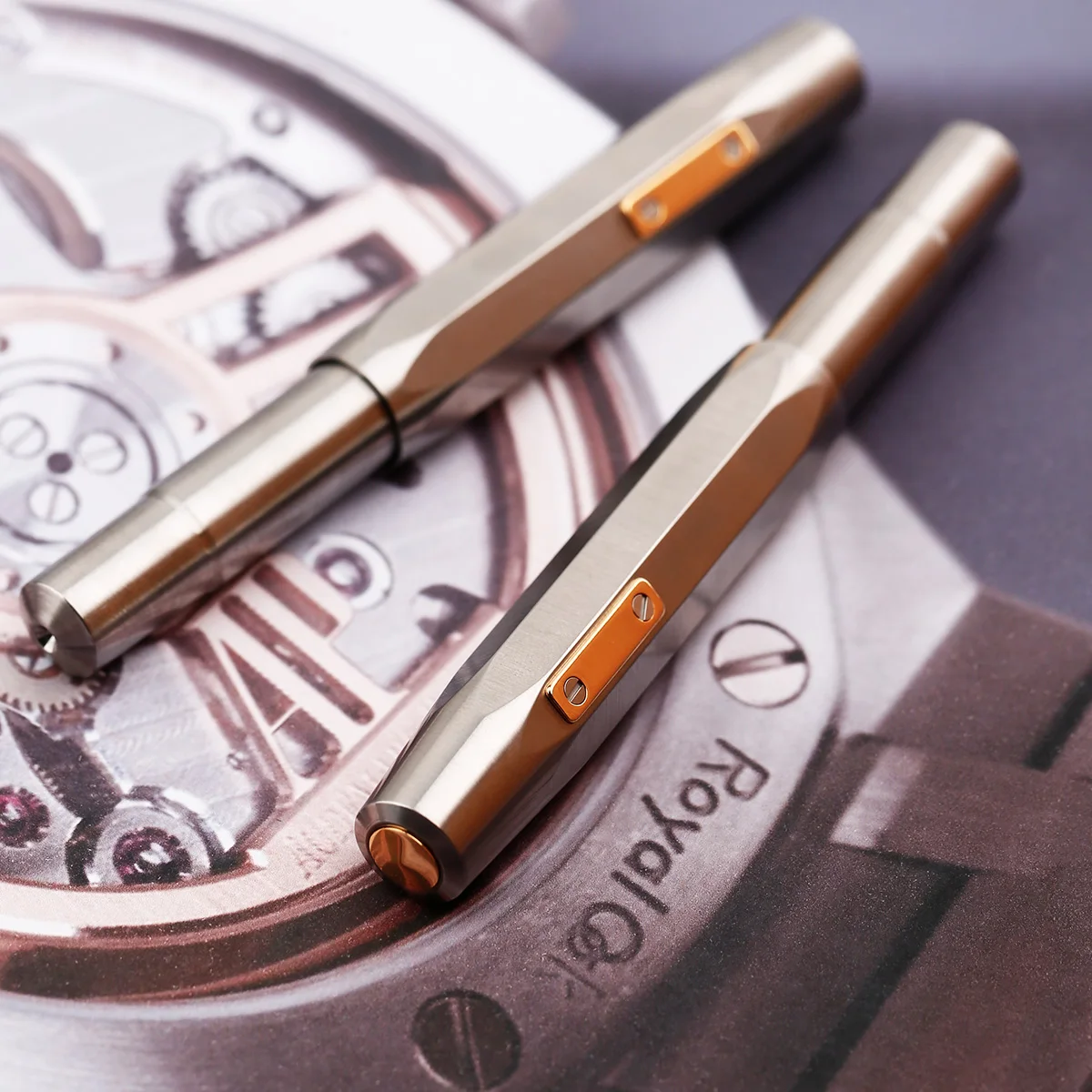 Cena Moonman RS1 Stop Tytanu Pióro Wieczne Metalowe Ośmiokątne Pióro Atramentowe Schmidt EF/F Krótkie Nity Prezent Do Pisania Pióro Do Biura Tanie Moonman RS1 Stop Tytanu Pióro Wieczne Metalowe Ośmiokątne Pióro Atramentowe Schmidt EF/F Krótkie Nity Prezent Do Pisania Pióro Do Biura