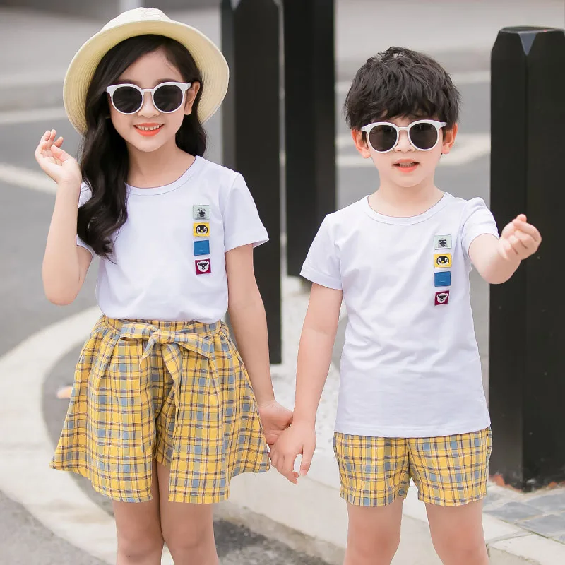 Футболка и юбка для мамы дочки летний комплект всей семьи футболки папы дочери