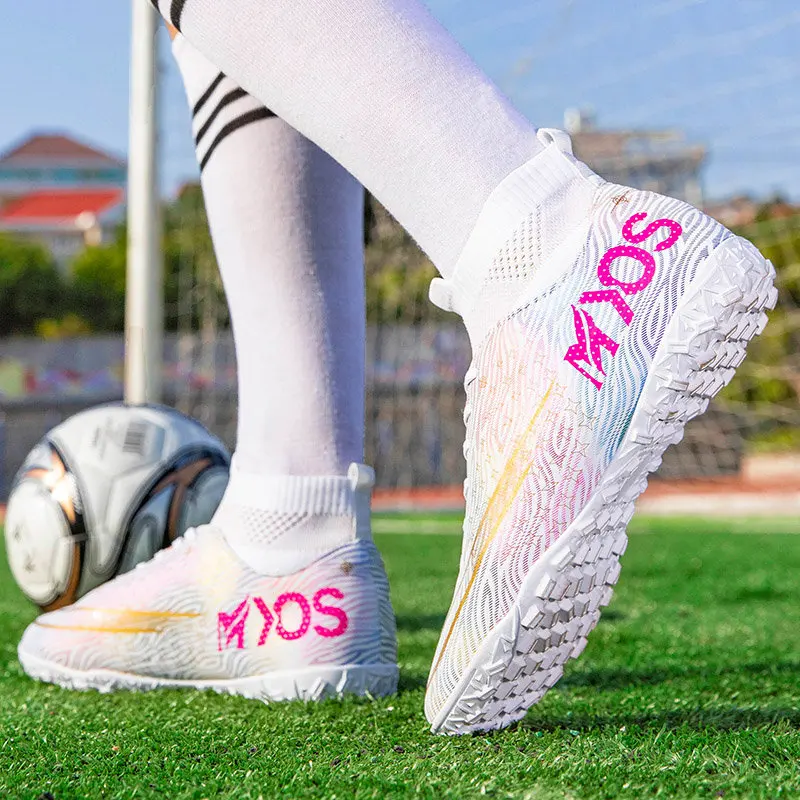 New Shiny Football Boots Spikes Outdoor Big Size Mens Shoes Sports Shoes Fashion High Top White Sneakers Unisex Botas De Futbol