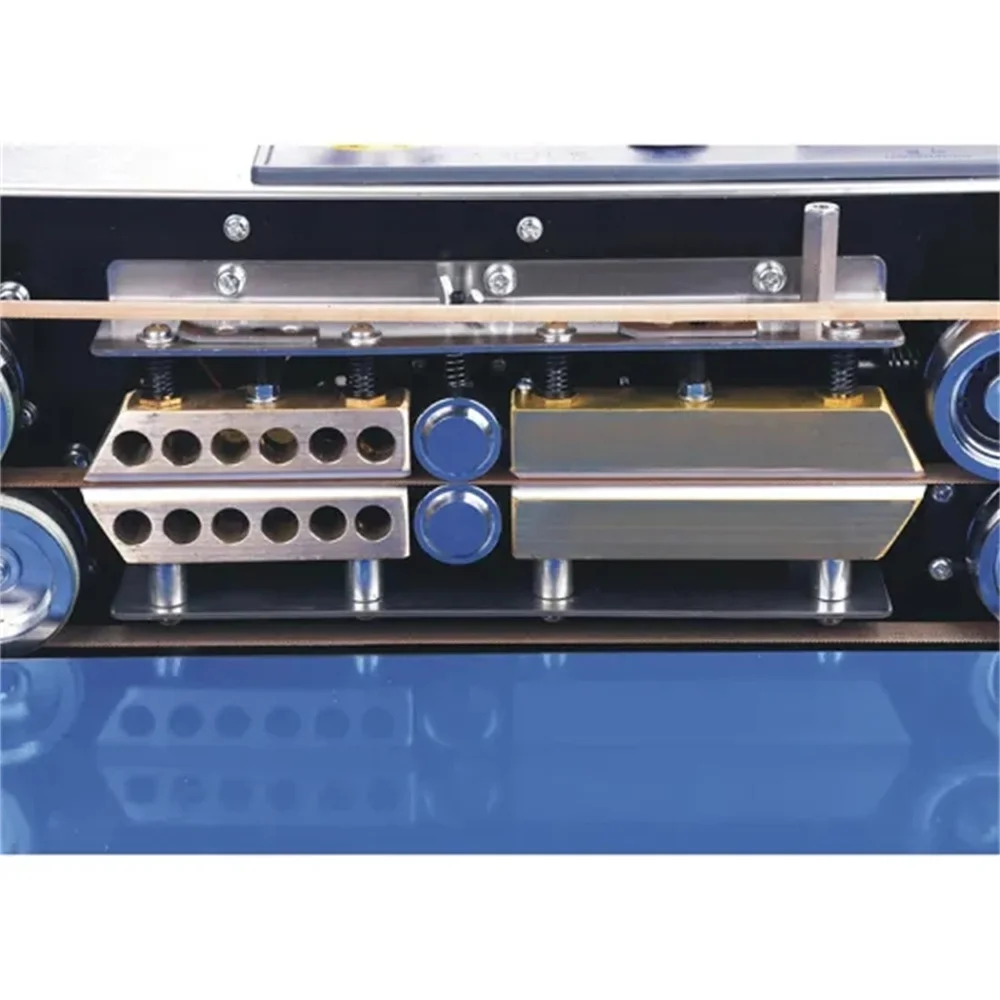 Рисунок 6 - Вертикальная герметизирующая машина