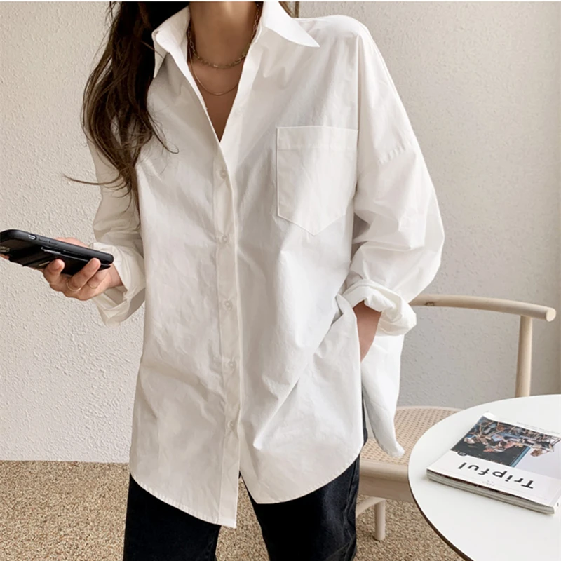 

2021 New One Pockets White Women's Blouse Turn-down Collar Casual Loose Female Blouse Long Sleeve Tops Workwear Shirts Spring