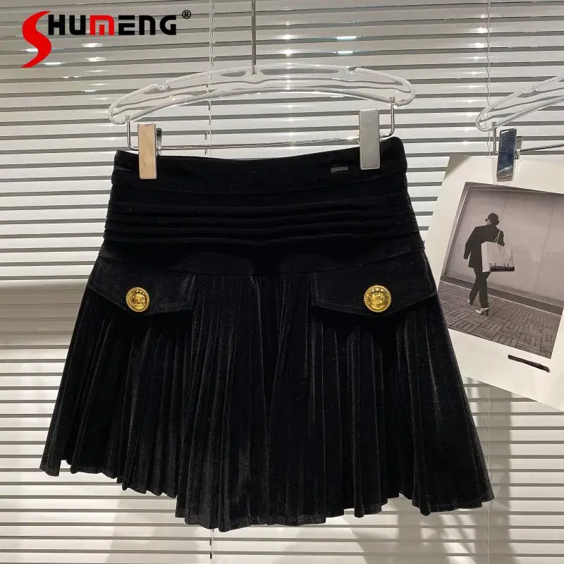 

Женская короткая велюровая юбка, черная плиссированная мини-юбка с металлической пряжкой и двумя карманами, осень 2021