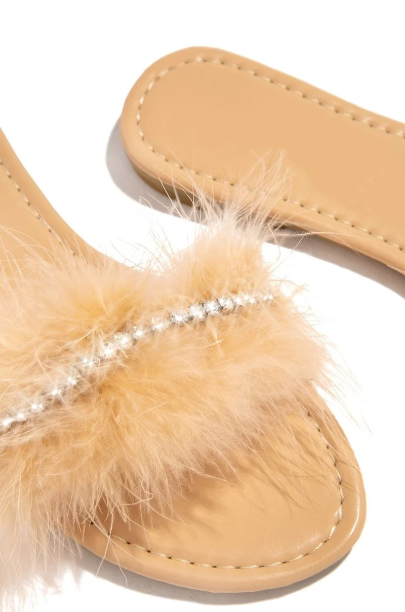 

Summer Women's Slippers Fluffy Uppers Casual Simple and Sweet All-match Rhinestone Decoration Elegant Flat Women's Slippers 2021