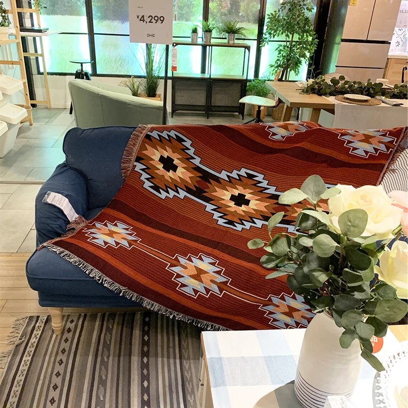 

Tibetan folk style retro sofa blanket bed blanket knitted thread blanket homestay wall decoration rental house renovation