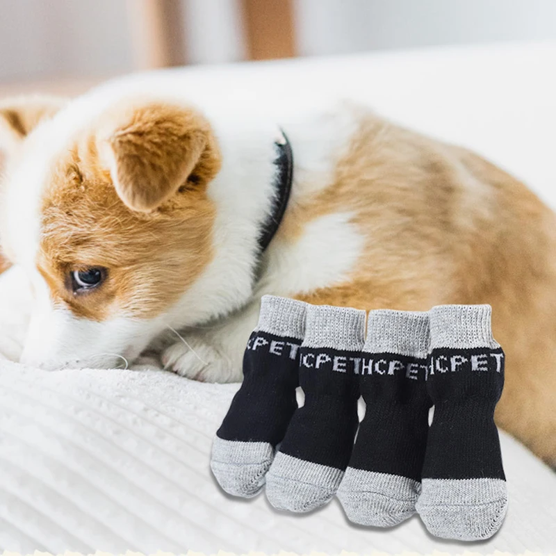 

S/M/L Size Pet Clothes Cute Pet Dog Cat Socks Foot Protector Warm Non-slip Skid Sock Breathable Pet Shoes Supplies FF01