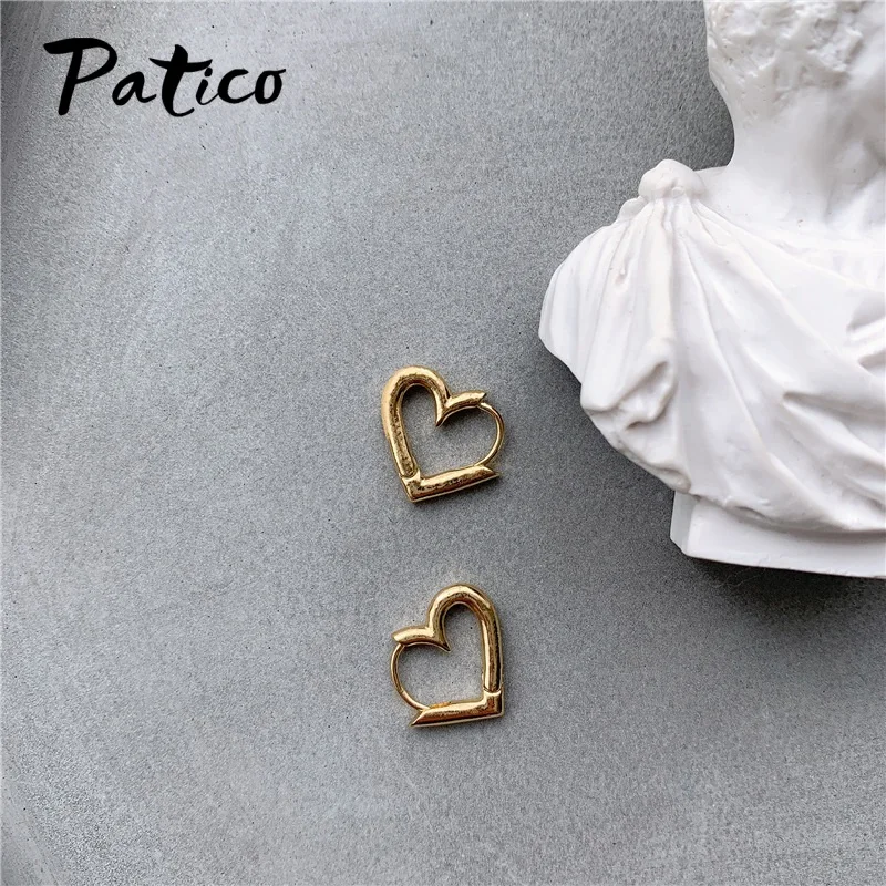 Женские серьги-кольца из серебра 100% пробы с сердечками