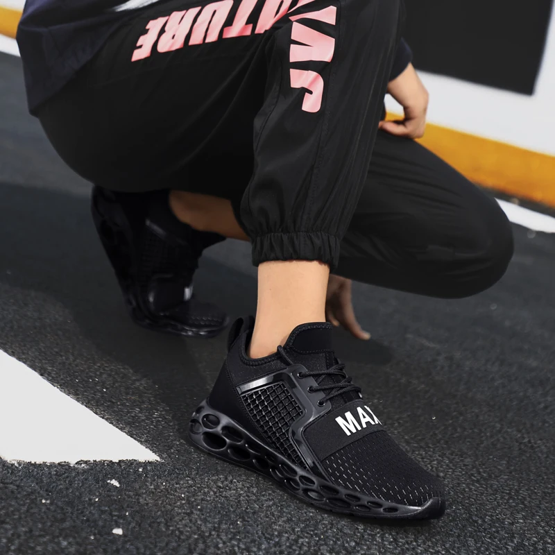 

Men's Sneakers 2020 Shoes Casual Men Leisure Causal For Sport Comfortable Breathable Man Fashion Sneakers Mesh Sapato Black