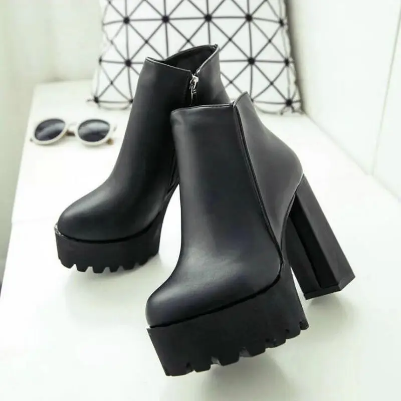 

2020 Sexy Ultra High Heels Shoes Woman Female Round Toe Martin Boots Thick Heel Platform Women Shoes Ankle Boots High Heel Boots