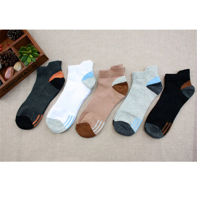 

[2 Pairs] Men Ankle Socks Autumn Short Fashion Socks Quality Cosy Cotton Breathable Sweat Deodorant Male Casual Socks Winter
