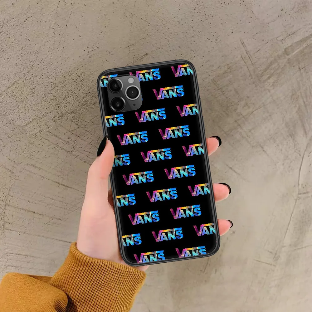 

Skateboard Trendy Brand Vanss Phone Case For Iphone 4 4s 5 5S SE 5C 6 6S 7 8 Plus X XS XR 11 12 Mini Pro Max 2020 black Back