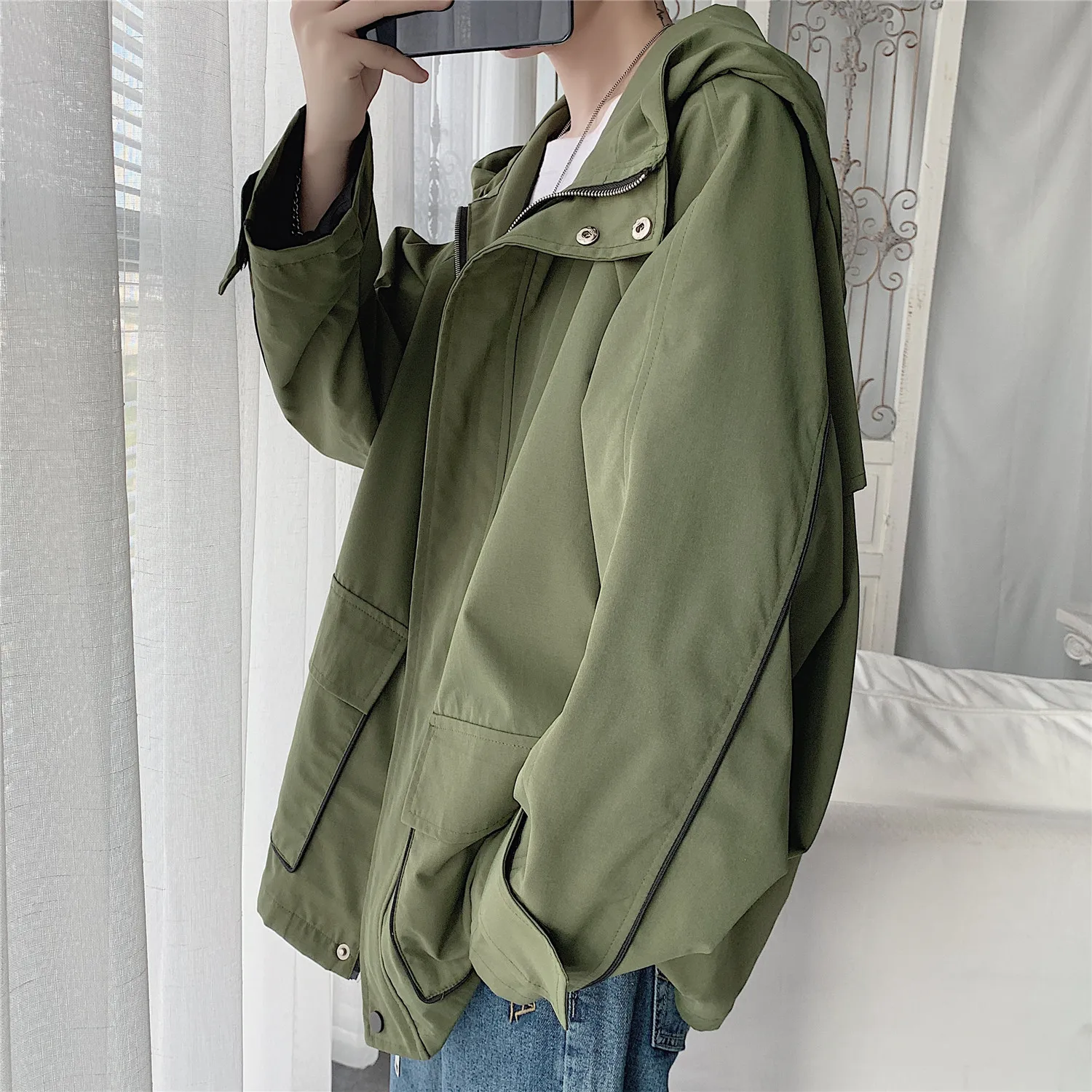 

2020 Men's jacket Loose Hooded Zippered Pocket Jacket Tooling jacket large size loose bf spring and autumn ins windbreaker