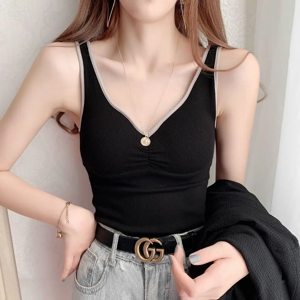 

Women 2022 Autumn Winter Thermal Underwear Top with Bra Female Fleece Camisole Plus Velvet Seamless V-neck Warm Lingerie B74