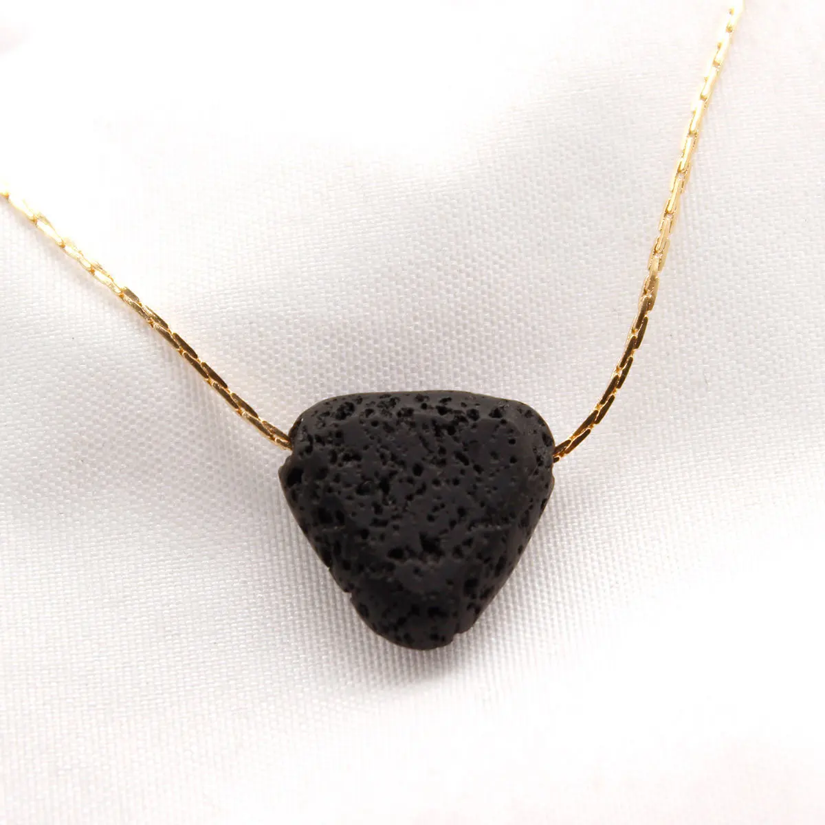 2019 Модное Длинное Ожерелье с кулоном в виде черного сердца женское золотое