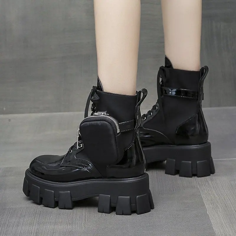 

2021 Spring Female botas mujer Pocket Shoes Women Martin Boots Buckle Fashion Brand Lady footware Cross-tied Ankle Boots Black