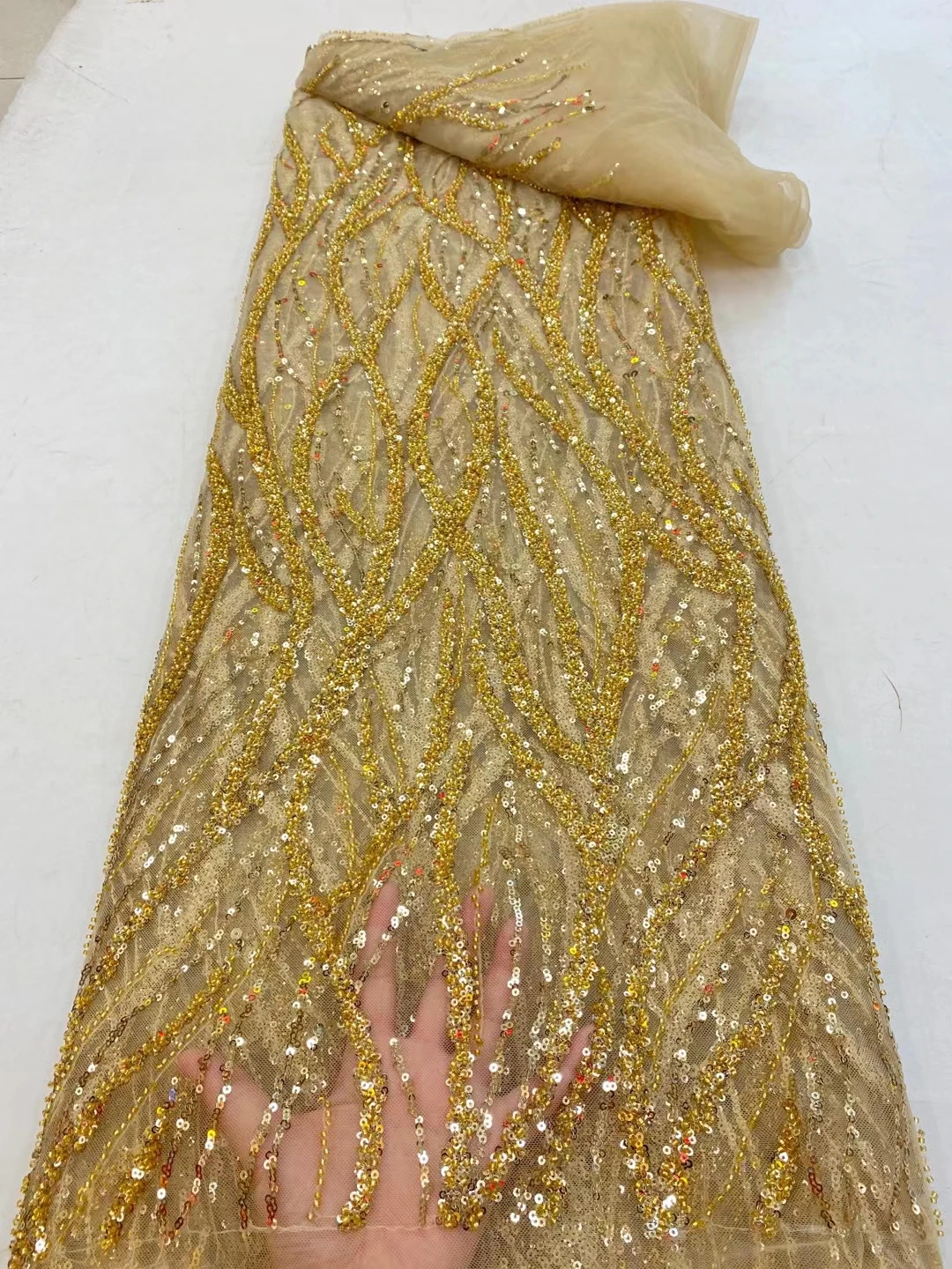 

Gold Nigerian Sequins Lace Fabrics 2021 High Quality Handmade Beaded Lace African Lace Fabric For Wedding Sewing