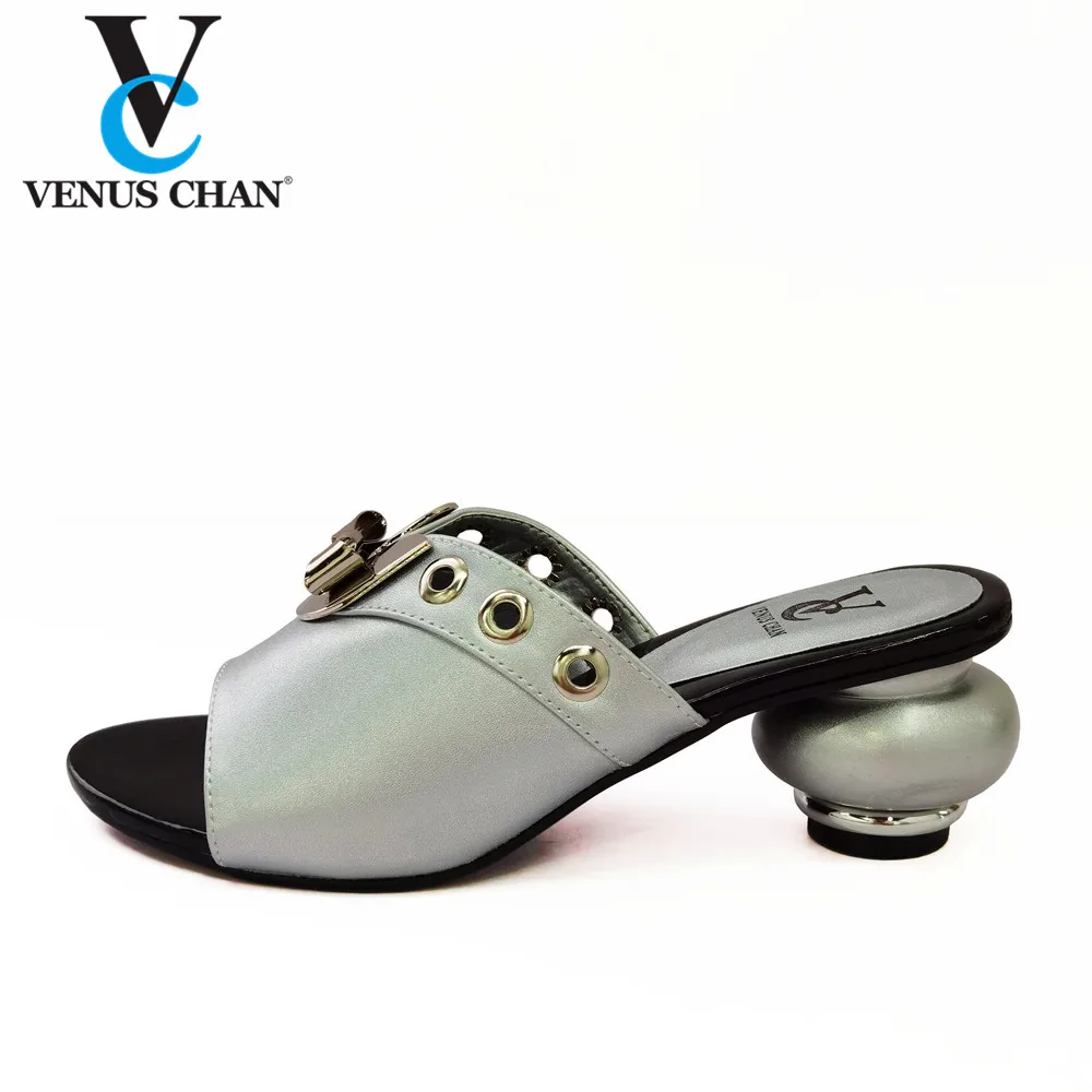 

New African Wedding Shoes Decorated with Rhinestone Luxery Shoes Women Open Toe Shoes Slip on Italian Ladies Shoes and Sandals