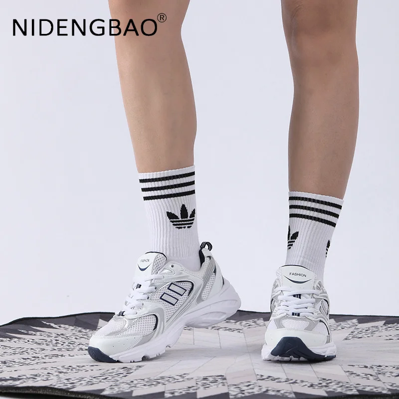 Couple Sports Shoes Summer Women Classic Mesh Breathable Outdoor Jogging Walking Running Comfortable Men Sneakers Mujer