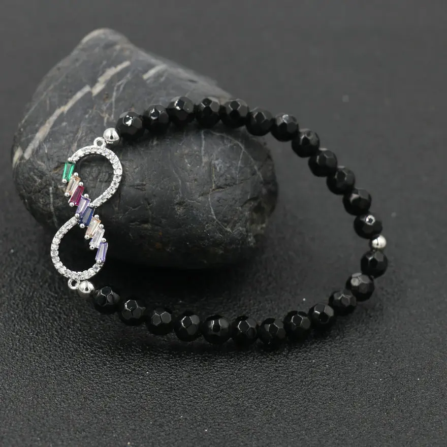 Блестящий серебряный браслет с микро кристаллом циркония 8 Бесконечность