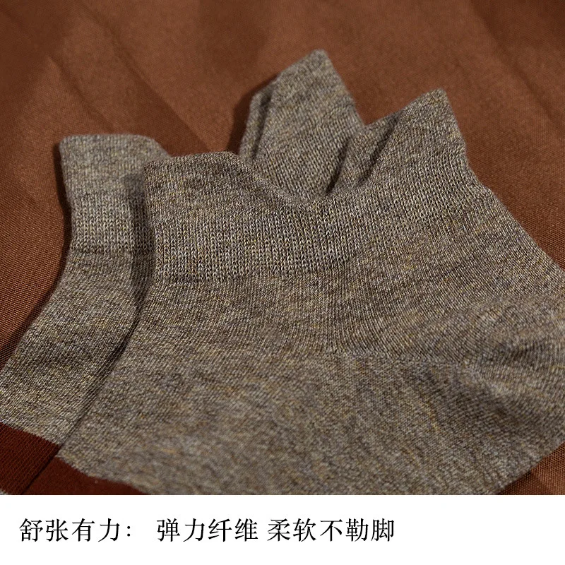 4 Pairs Men's Boat Socks Solid Color Cotton Socks Invisible Men Socks Spring And Autumn Thin Sports  Male Socks