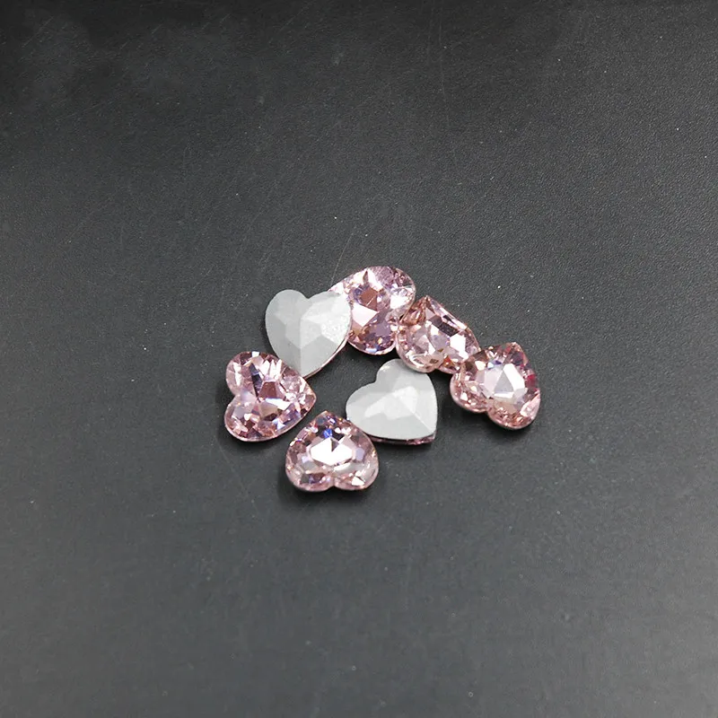 Фотообои диаметром 6-27 мм со стеклянными кристаллами светильник-розового цвета