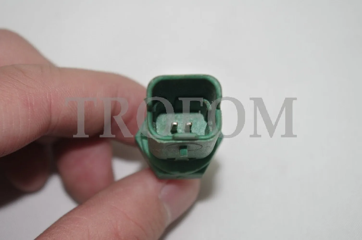 Датчик температуры воды охлаждающей жидкости для ALFA ROMEO 147 159 GT FORD KA Lancia MUSA