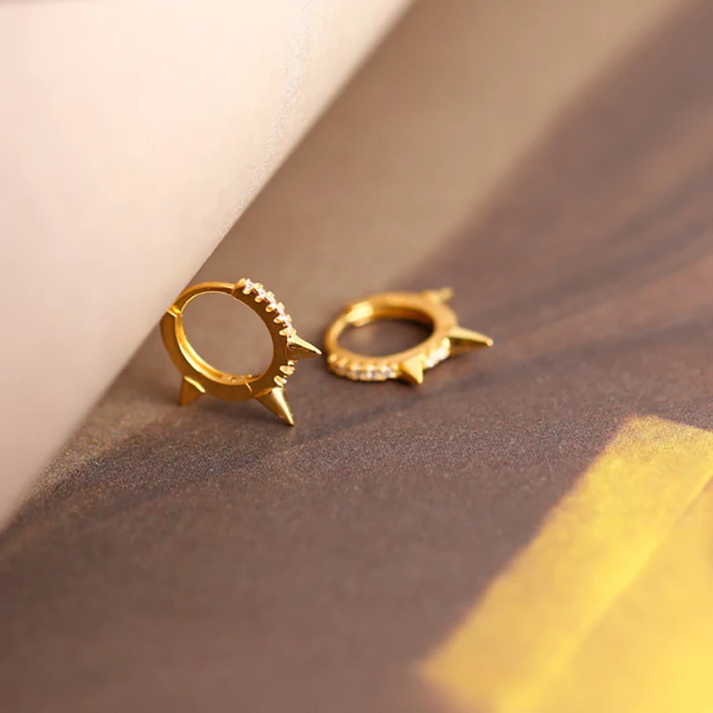 Женские серьги-гвоздики с заклепками серебро 925 пробы | Украшения и аксессуары