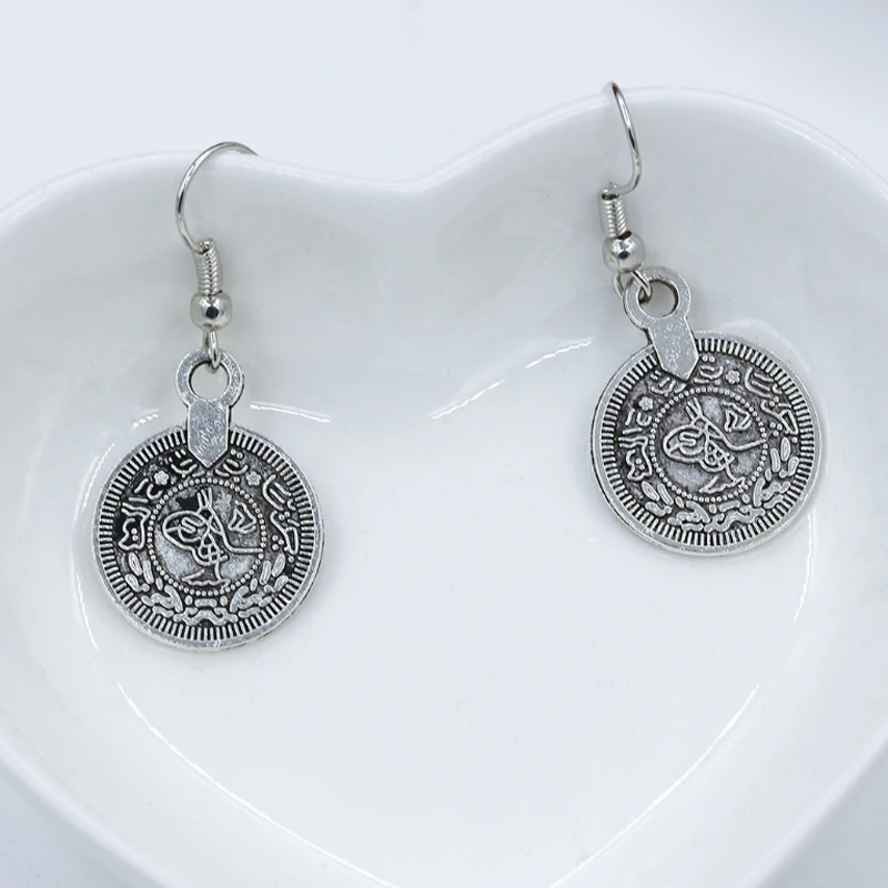 

Vintage Head Earrings Portrait Metal Coin Golden Circle Crystal Dangle Earrings For Women Party Accesories