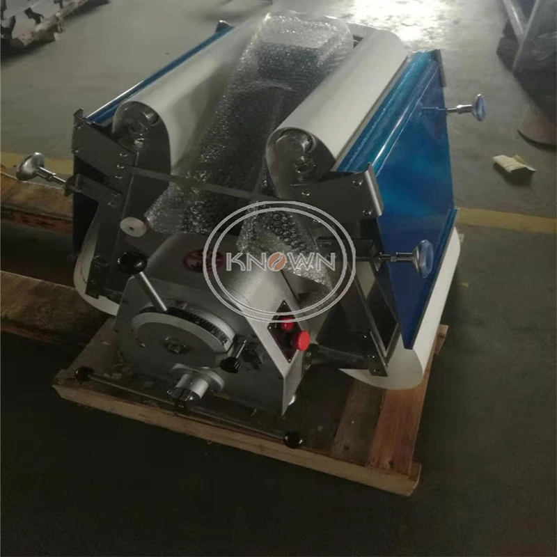 Машина для изготовления кондитерских изделий на пружинных рулонах