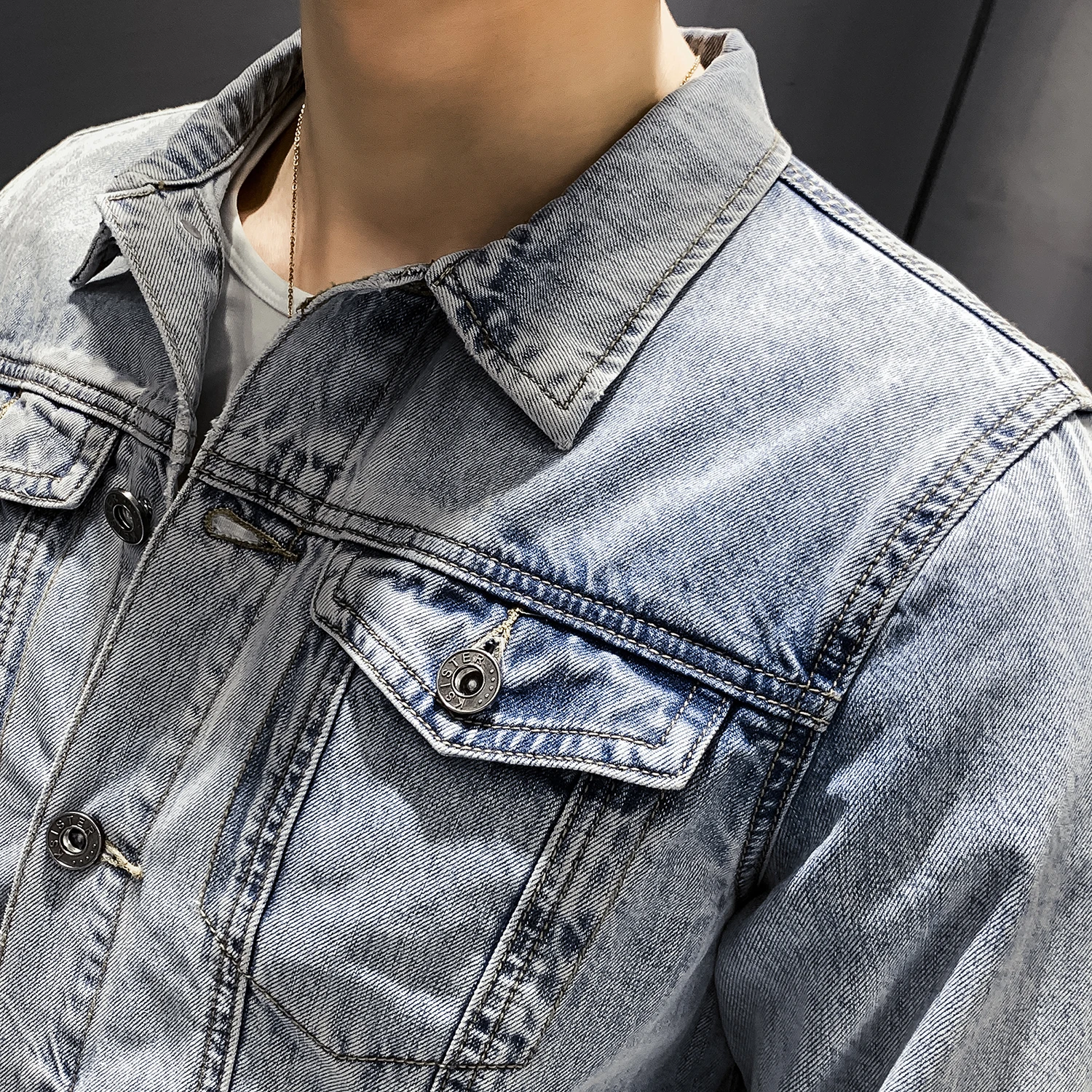 

2019 Autumn New Men's Korean Slim Denim Jacket Men's Lapel Denim Jacket