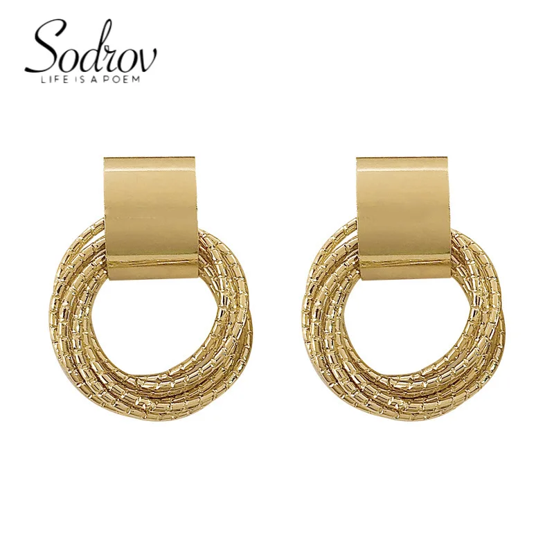 

Unusual Gold 2021 Trend Jewelry Earrings for Women Korean Fashion Clip on Earrings Earring Women Jewelry