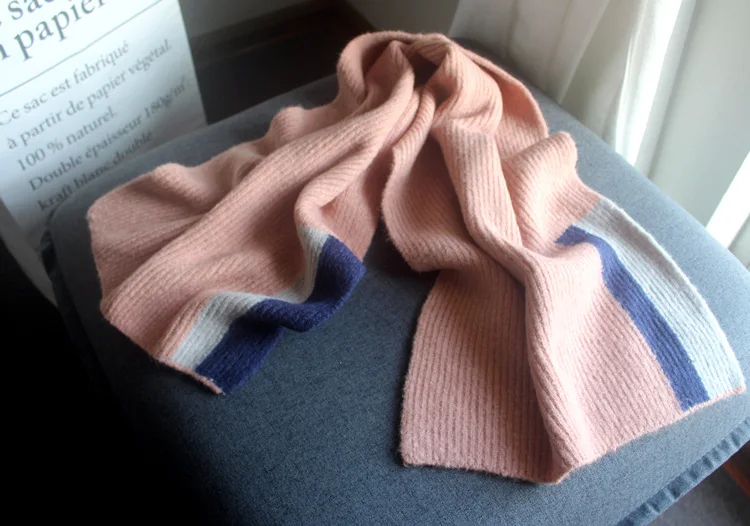 

Short Scarf Couple Style with Stripes Coloured and Thickened in Autumn and Winter of 2019,Korean version knitted scarf woman