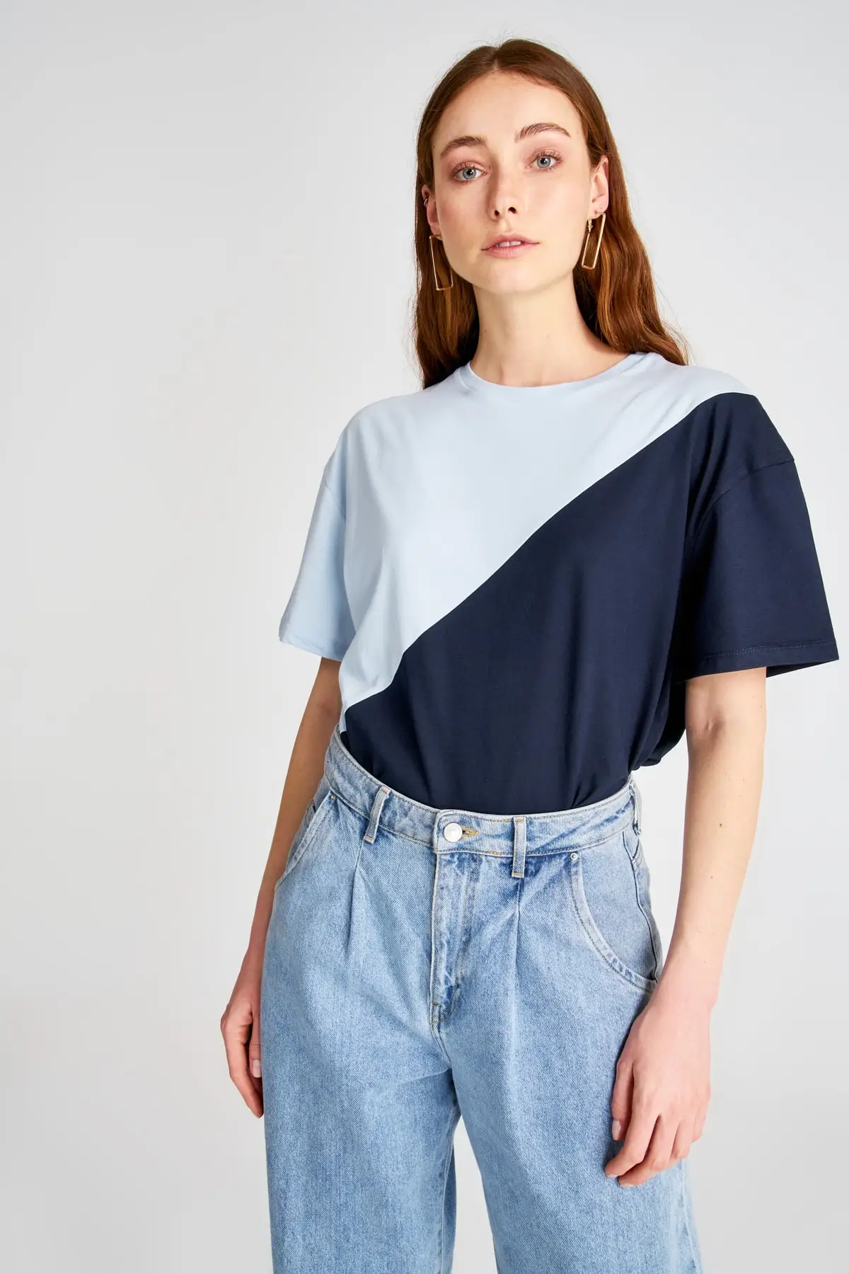 

Trendyol With Color Block Boyfriend Mould Knitted T-Shirt TWOSS19GS0048