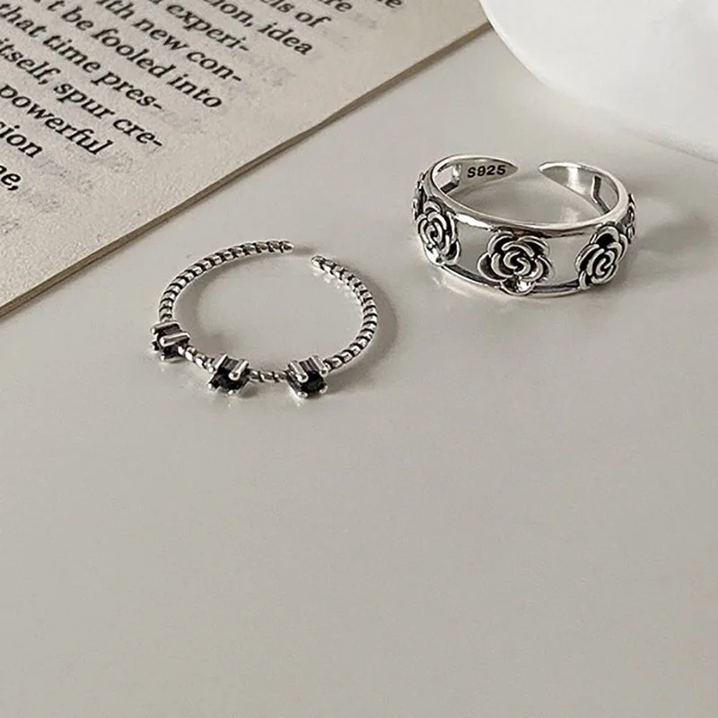 Женское Открытое кольцо с черным цирконием из серебра 925 пробы | Украшения и