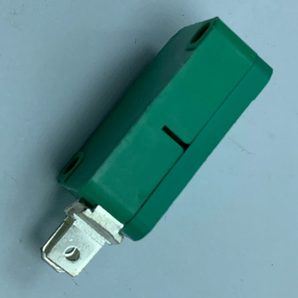 

1x Trigger Switch with High Sensitivity Gas Shielded Welding Torch Switches