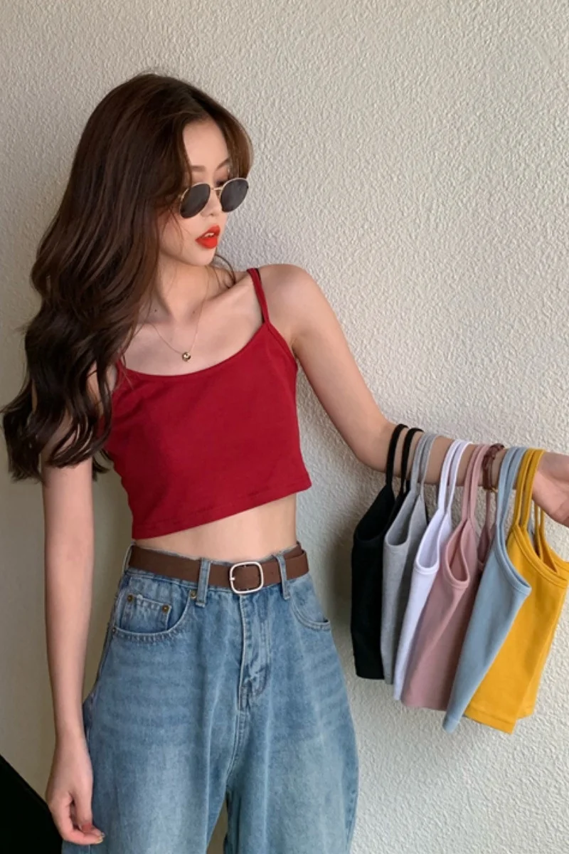 Женский короткий топ на бретельках с завышенной талией и маленькой внутренней