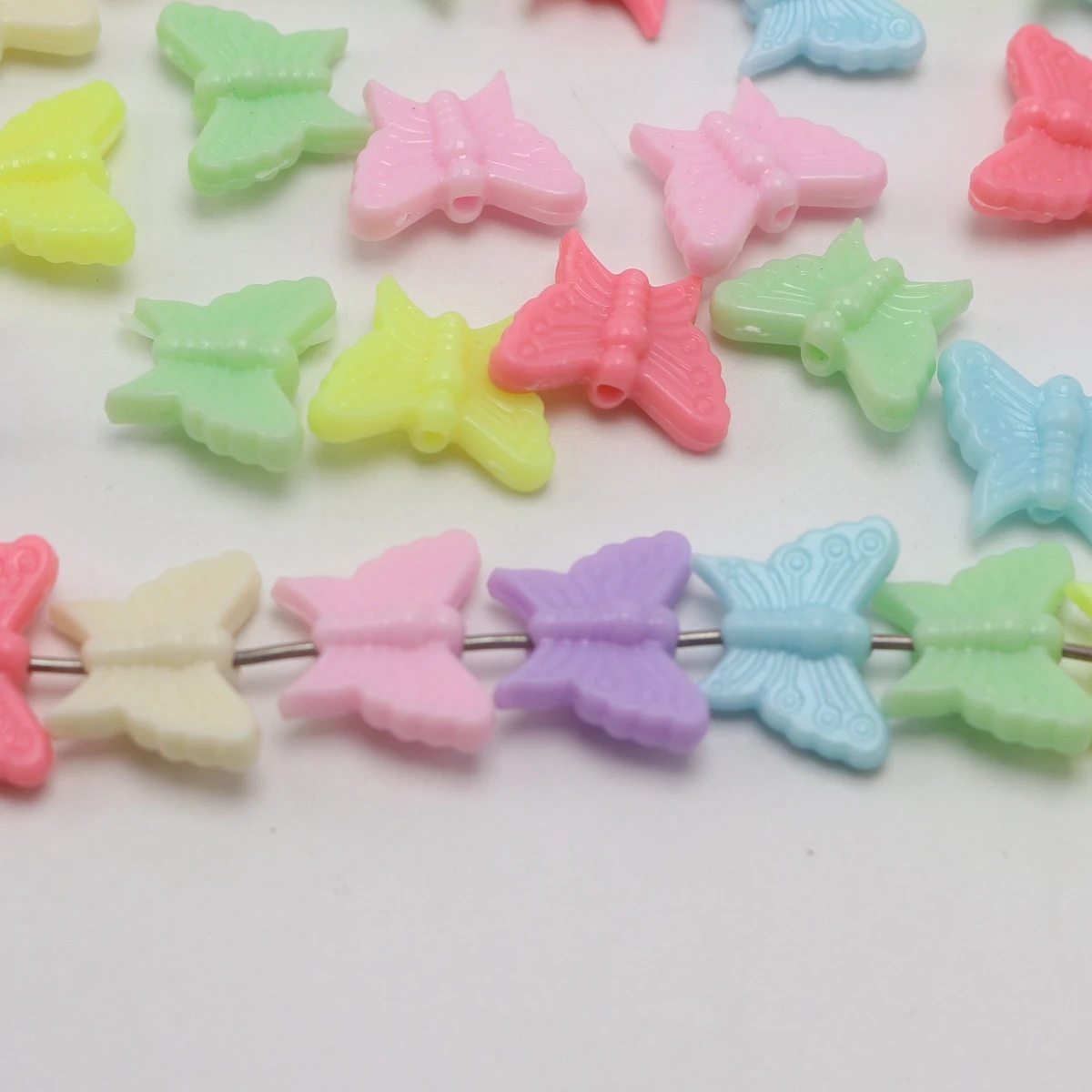 50 Смешанная Пастель Цвет акриловые различных бантики &quotБабочка&quot бант Подвески