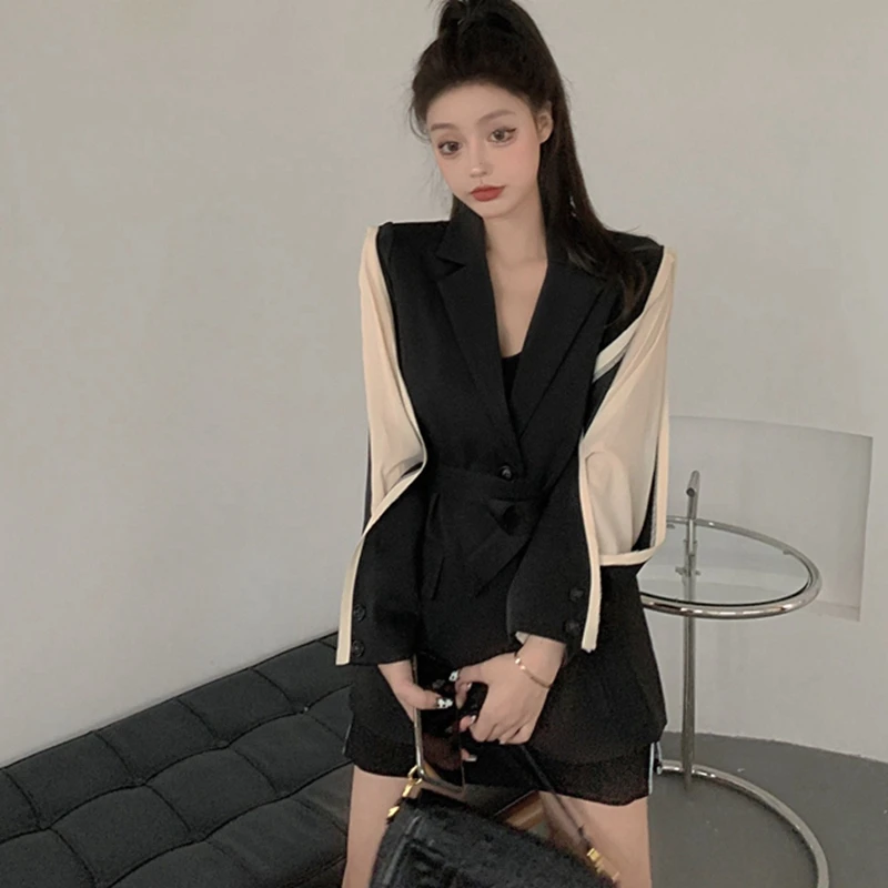 

2020 Spring And Autumn Women Blazer Black Stitching Suit Female Belt Retro New Fashion British Style