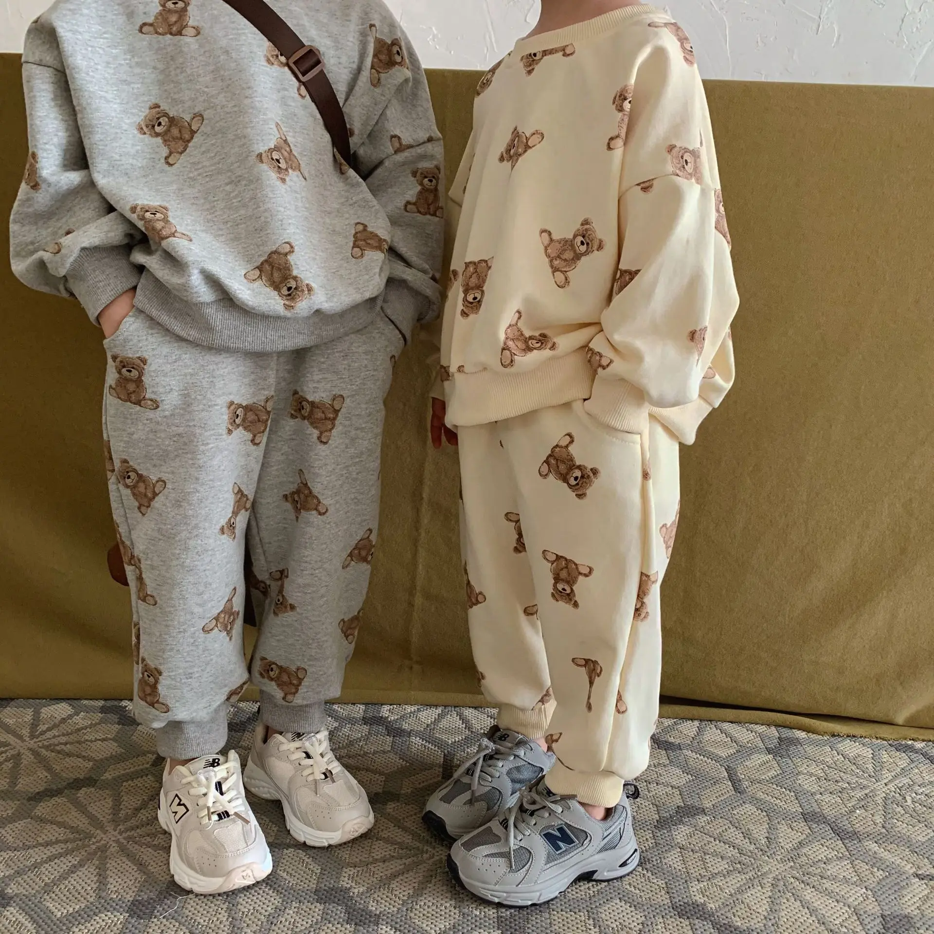

Korean Girls Clothing Autumn Long-sleeved Boys and Girls Bear Suit Children's Baby Cotton Two-piece Kindergarten Hoodies Pants