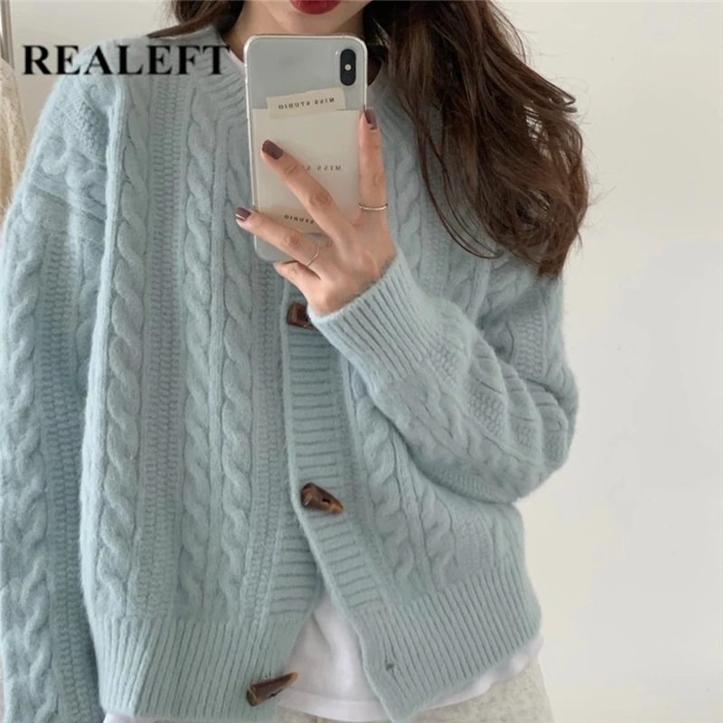 

REALEFT Autumn Winter Loose Women's Knitted Sweaters 2021 New Long Sleeve Single Breasted Cardigans Female Fashionable Chic Tops
