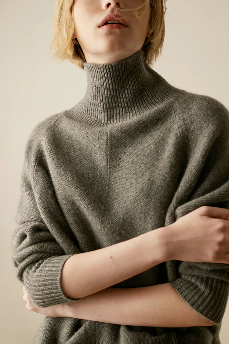 2019Cashmere sweater female high collar pullover loose large size women's short side split fork sweater simple bottoming sweater