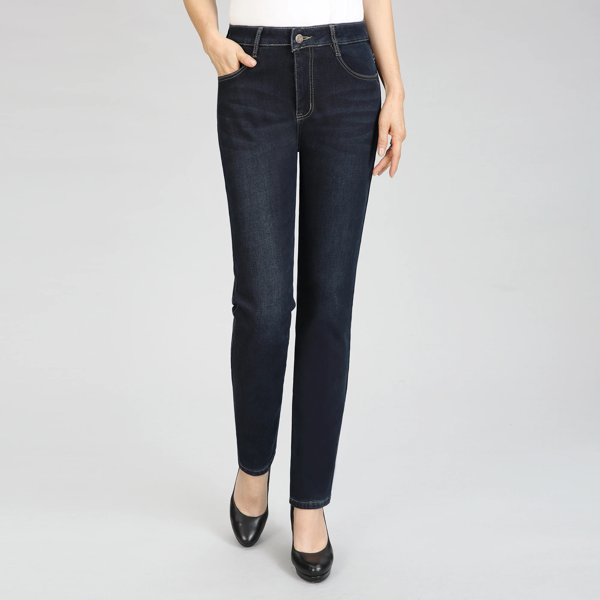 Женские зимние джинсовые брюки темно-синие плотные теплые с флисовой подкладкой