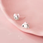 Женские серьги-гвоздики из серебра 925 пробы с кроликом