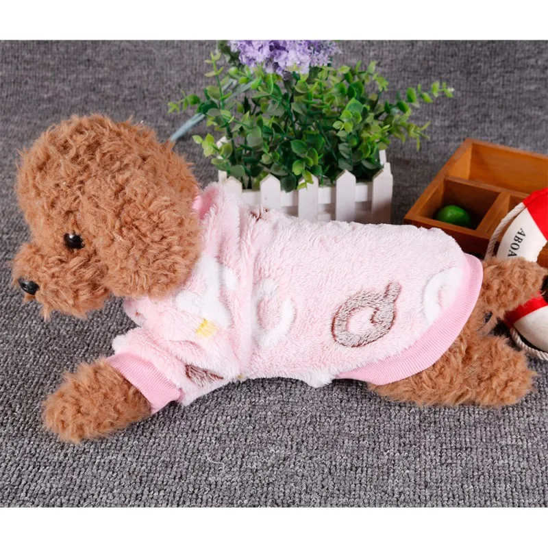 Милая флисовая домашняя одежда для собак на осень и зиму теплая сна с буквами