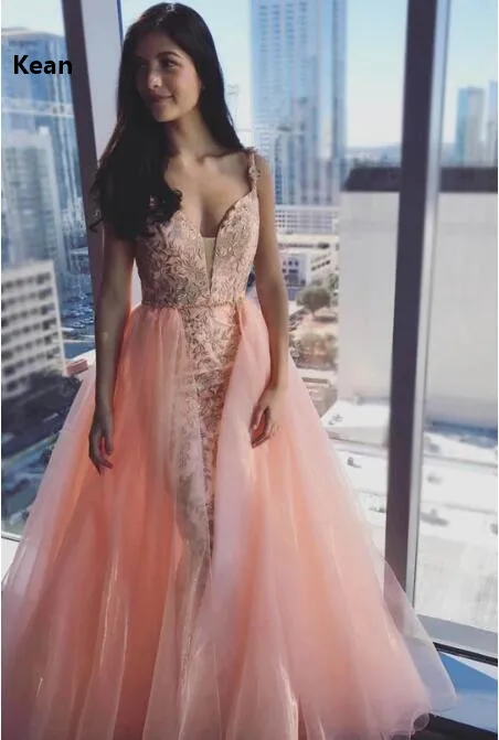 

Peach Muslim Evening Dress Spaghetti Straps Applique Detachable Train Islamic Dubai Kaftan Saudi Arabic Evening Gown Prom Dress